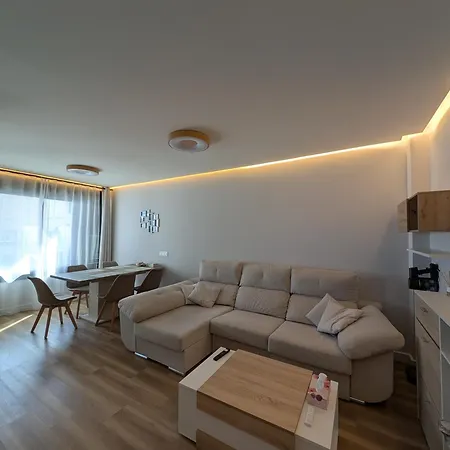 New By The Sea 5518 * Эстепона