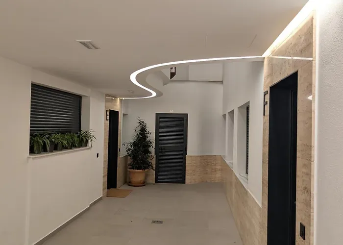 New By The Sea 5518 에스테포나